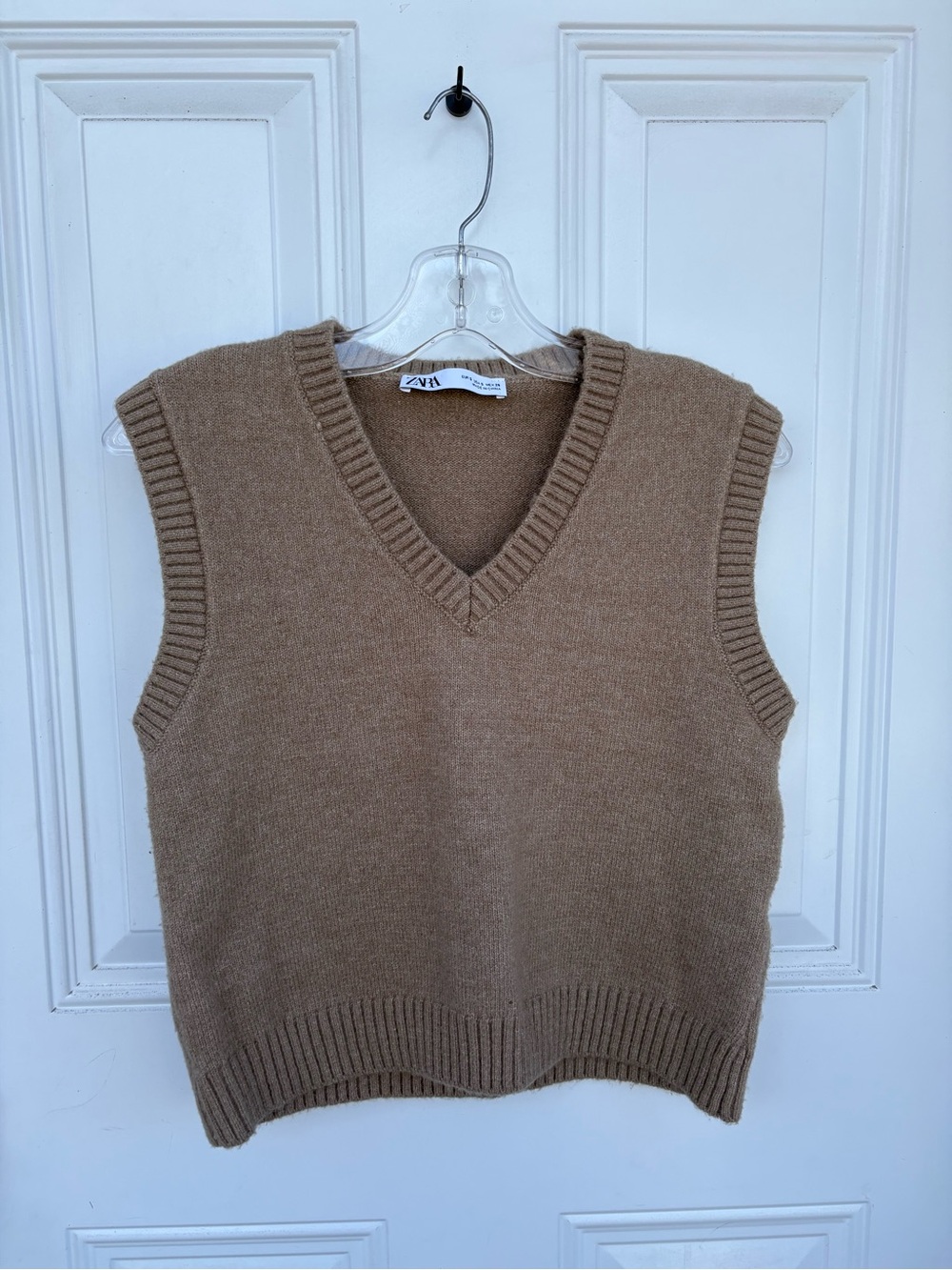 Zara V-Neck Knit Vest